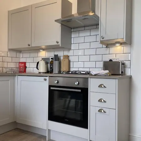 Comfy, Modern, Convenient, Parking! Apartamento Cheltenham Exterior foto