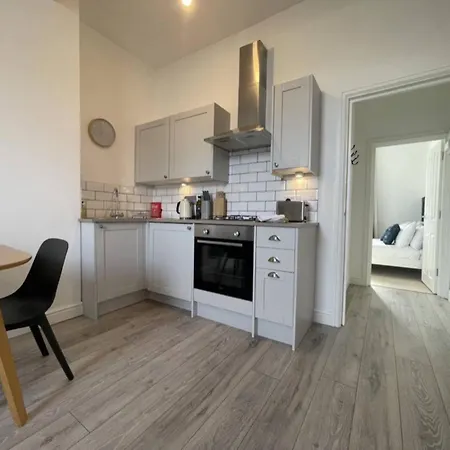 Comfy, Modern, Convenient, Parking! Apartamento Cheltenham Exterior foto